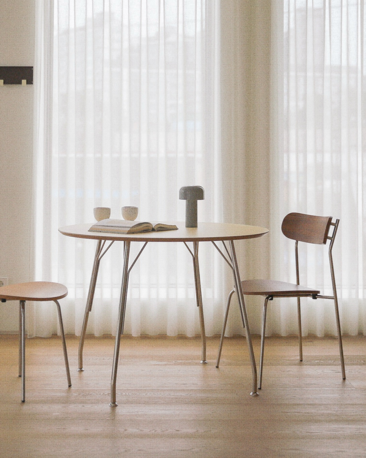 【未使用同品】01table HikU ゼロイチテーブル　漆 Prop Round Table Essential Oblique Table ダイニングテーブル
