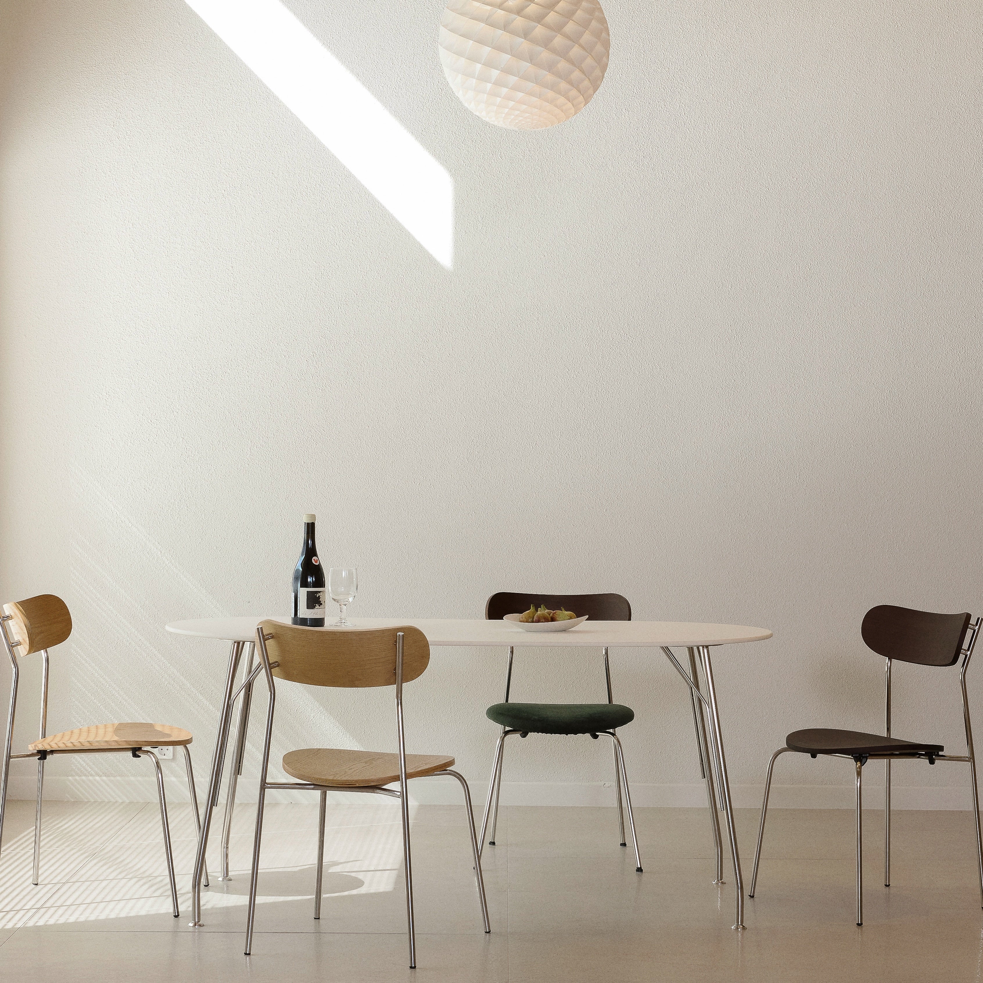 Oblique Table