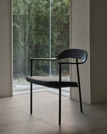 Note Lounge Chair 1