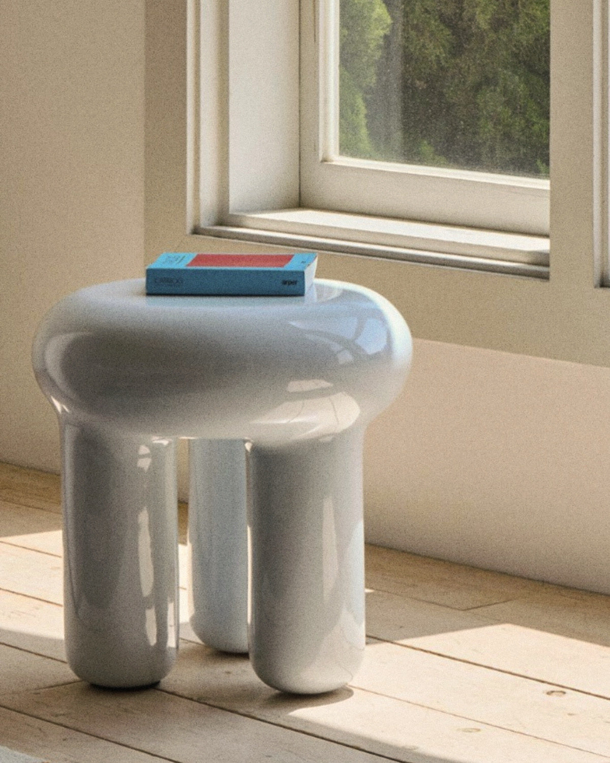 Bolla Side Table 1