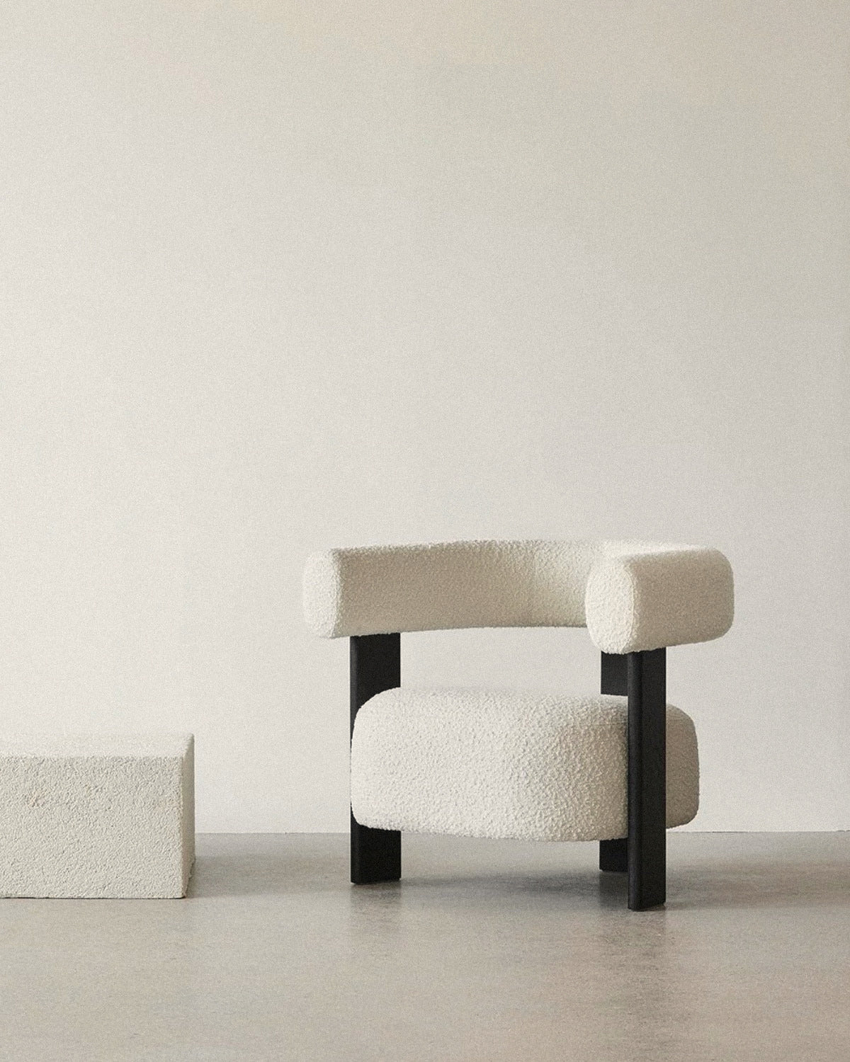 Ink B Lounge Chair 2