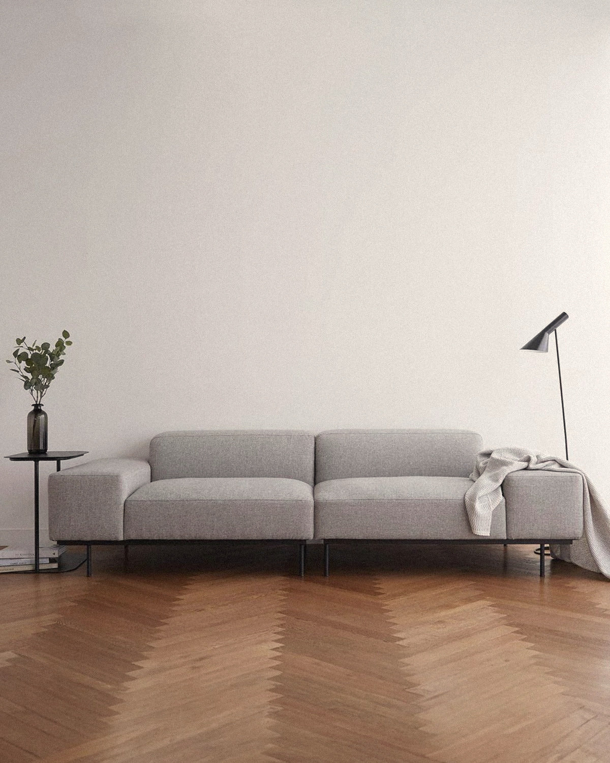 Divine Sofa - Fabric 5