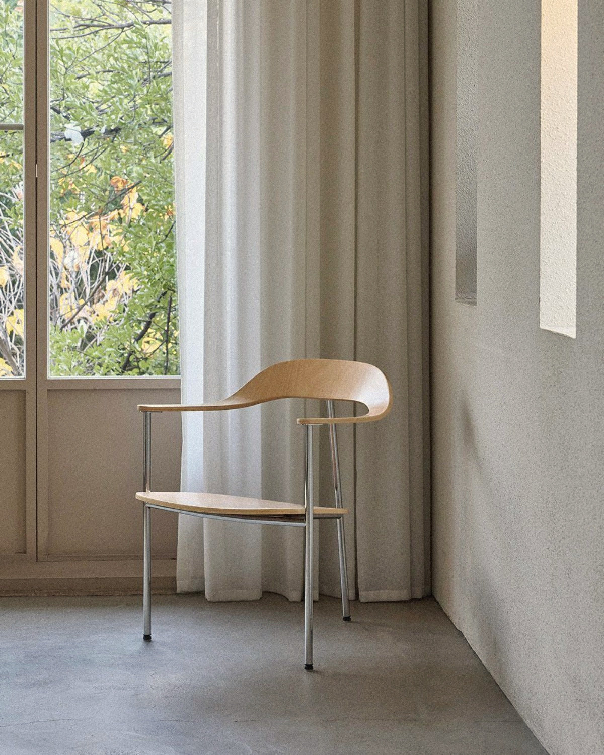 Note Lounge Chair 5