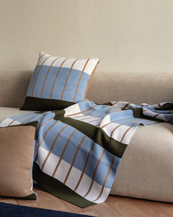 Grid Cushion 9