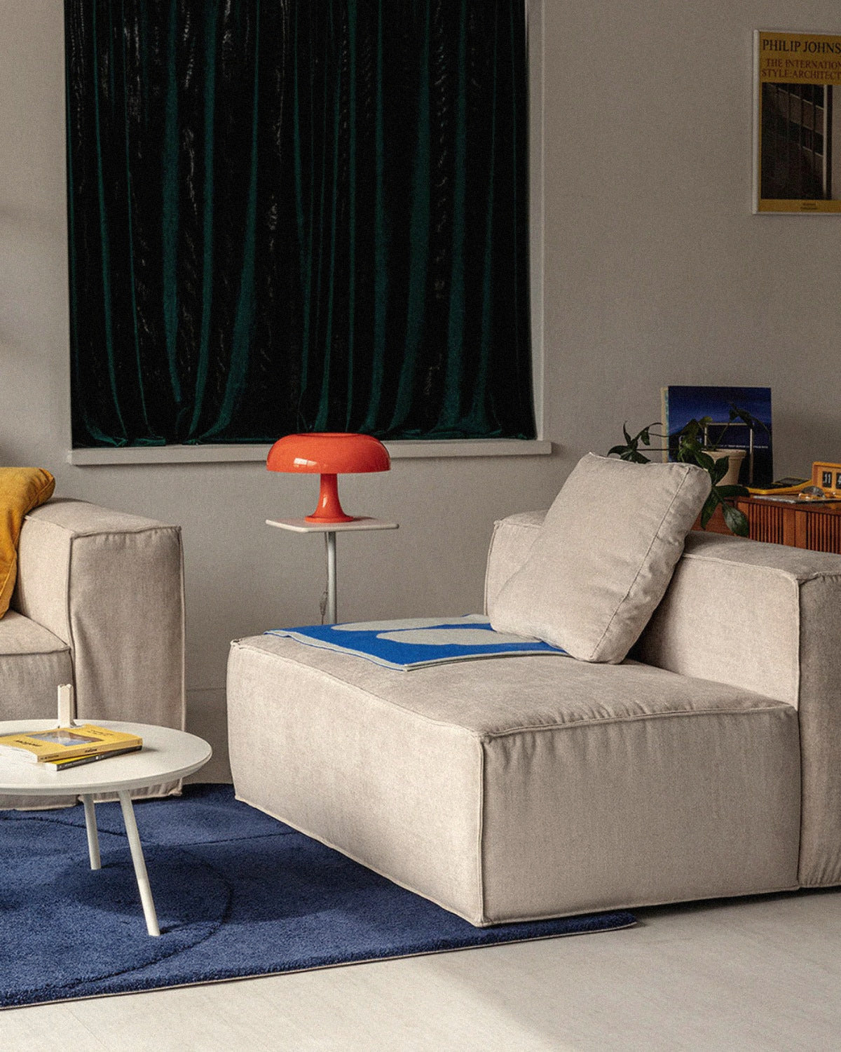 Leve Sofa - Fabric 11