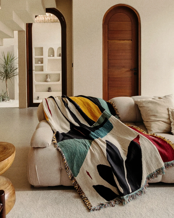 Woven Blanket — Guarena
