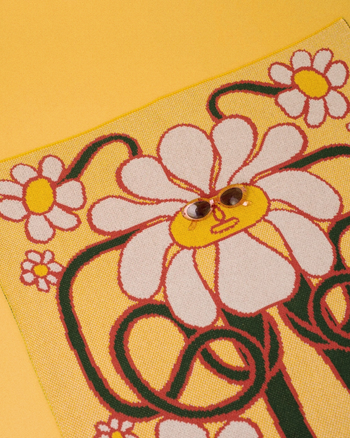 Mini Blanket — Daisy Dude