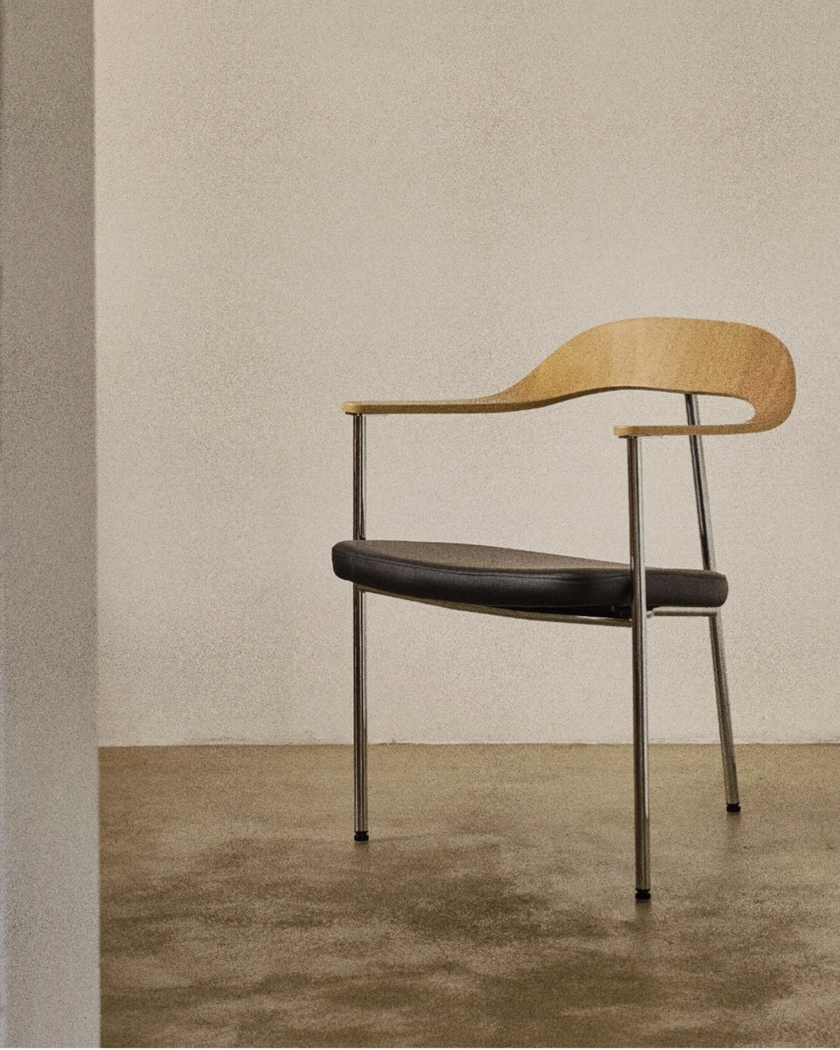 Note Lounge Chair