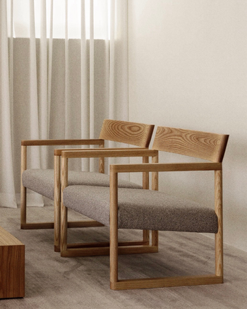Round B Lounge Chair