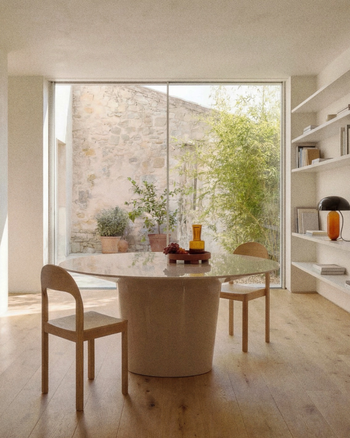 Ara Table