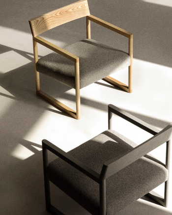 Round B Lounge Chair