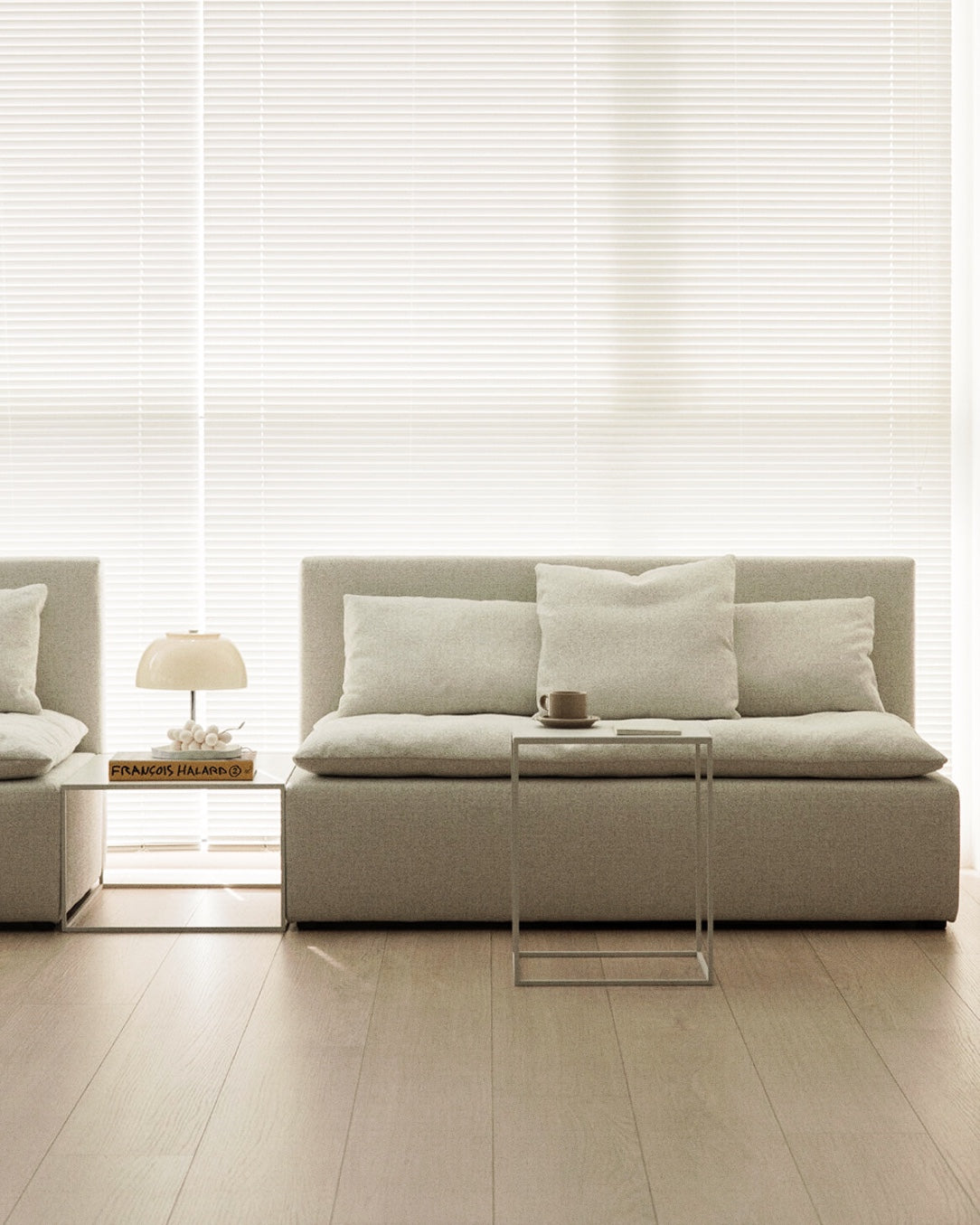 Weekend Sofa-N2 interior