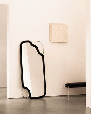 Black point mirror