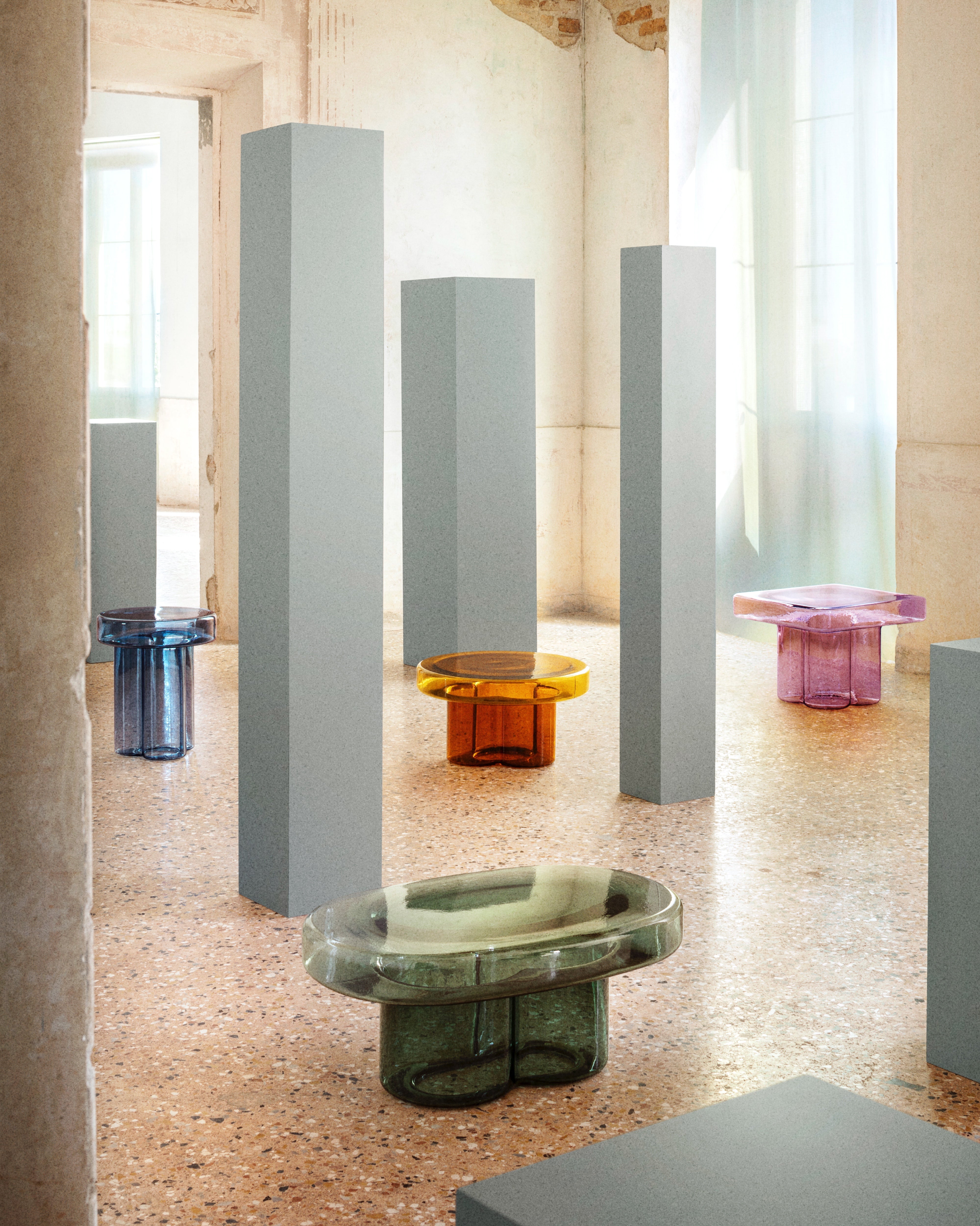 SODA Side Table-N2 interior