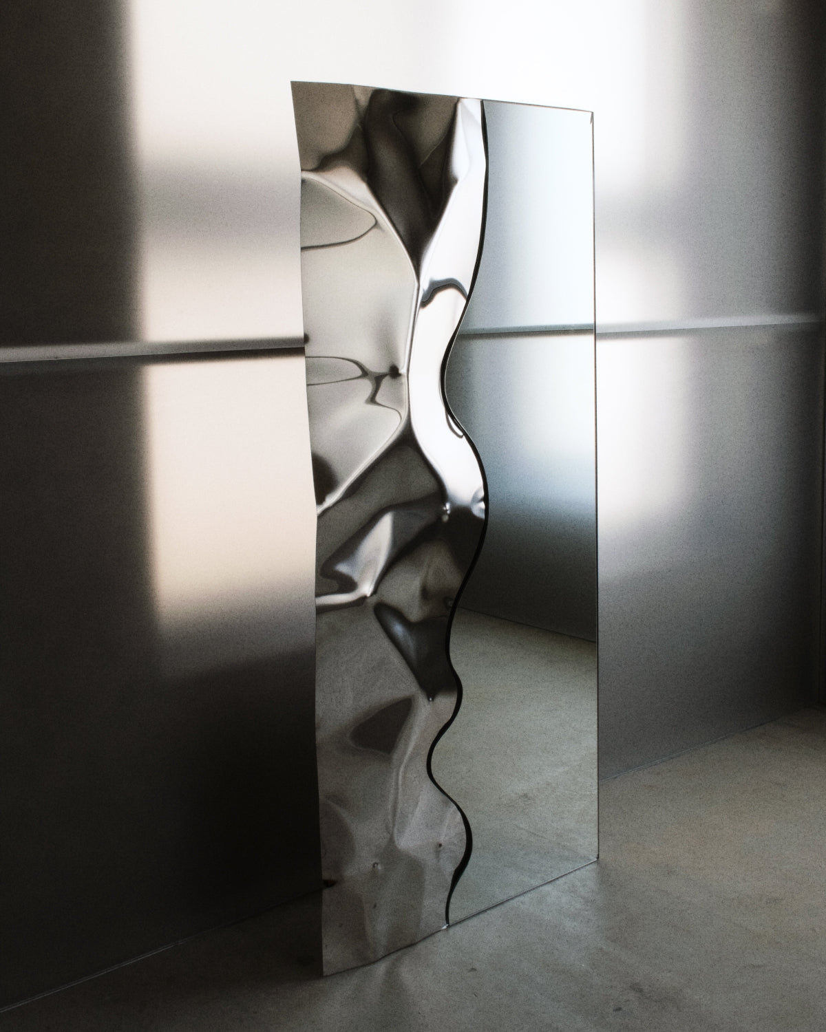 ORIGAMI Mirror