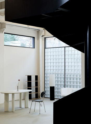 Facade Shelf