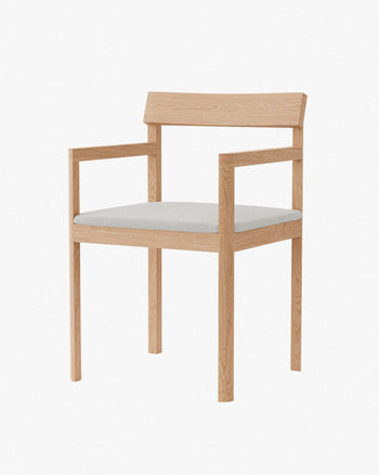 Round Arm Chair