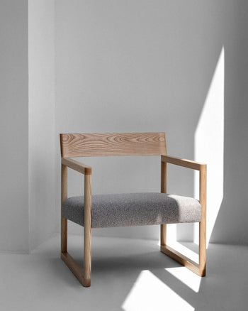 Round B Lounge Chair